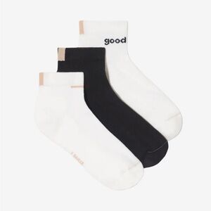 ⚡️🚚 MOVING SALE! 🧦 NWT Lunya Organic Cotton Crew Socks